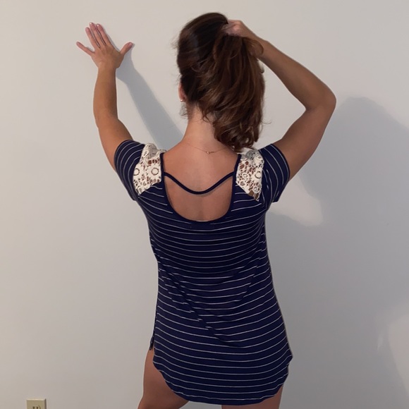 Cute shirt with knit detail - Picture 2 of 5